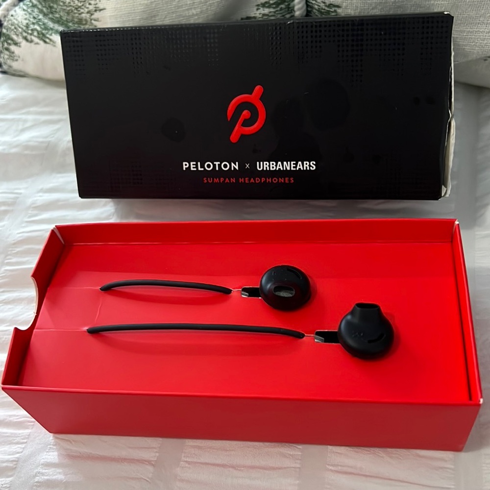 PELOTON HEADPHONES